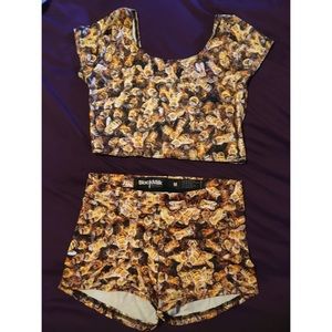 Blackmilk bee booty shorts & nana crop